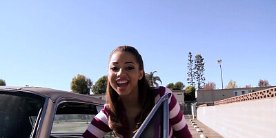 Angel Cummings - LicensedToBlow