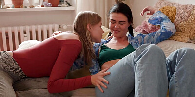 Ersties - First lesbian experience: Josie L fucks with a woman for the first time