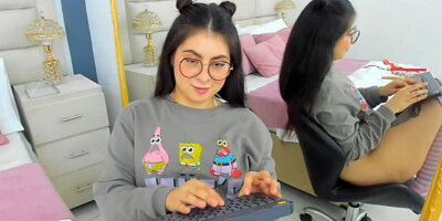 Big Ass teen 18+ Rides Dildo