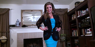 USAwives Mature Lady Penny Priet Solo Striptease