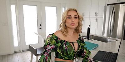 Stepmoms My Sex Doll - Crystal Rush