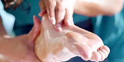 The Full Body Massage Does Include Oral - Vanna Bardot And Jasmine Sherni