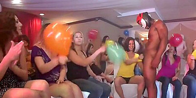 Cfnm Girls Suck Male Strippers