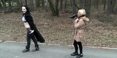 Nikita Ricci Victoria Pure in Secret pussy eating woodland walk - GirlfriendsXXX