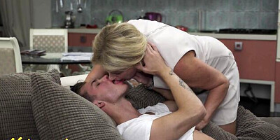 Stepmom and stepson dirt with good-looking Tommy Gold from Mature NL