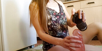 Passionate babe orgasms from huge dildo