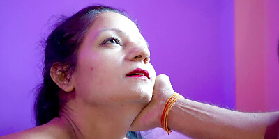 Indian servant mistress while massaging in desi style