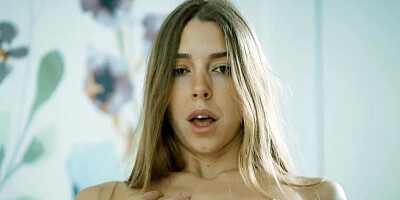 Faultless teen Mary Popiense is going to fuck in reverse cowgirl