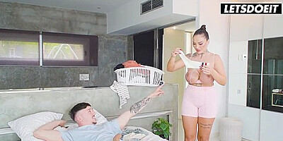 Ass Hole Stretched By Sneaky Roommate After Yoga