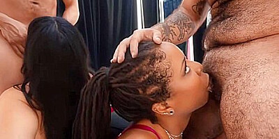 Kira Noir And Queenie Sateen - On Display - Kira