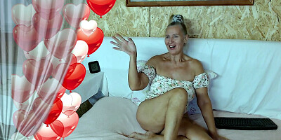 Hot housewife Lukerya flirts again