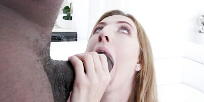 Stunner Chanel Kiss's oral scene