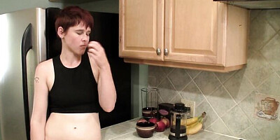 Les Worship featuring beauty's amateur clip
