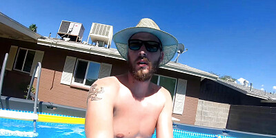 Pregnant Sex in the Pool Outside