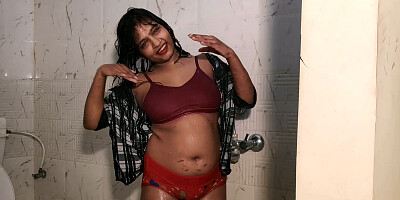 Sarika dancing in the bathroom and showing her big boobs