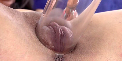 Stretching To Pleasure - Lena Coxx