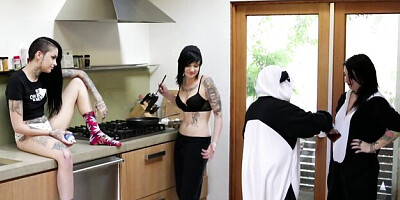 Spicy Leigh Raven and Kayla Carrera's lucy xxx