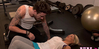 Chesty blondie fucks her gym instructor