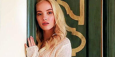 Emma White - Hottest White