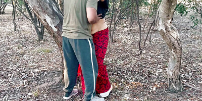 Horny Indian Housewife Cheating with Friend - Giving Deep Throat in Outdoor - Saree Sex