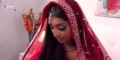 Hot Indian Bride Getting Fucked on Her Wedding Night