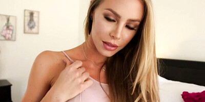 Bendy Nicole Aniston - babe scene - PUBA