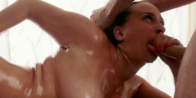 Brunette Ashley Adams squirt in spa