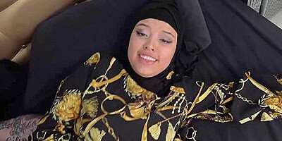 She Sucks His Cock Like A Hungry Bitch - Mr Xy And Camila Palmer