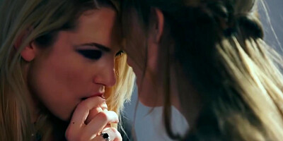 Clairvoyance: Two With Samantha Hayes And Dahlia Sky