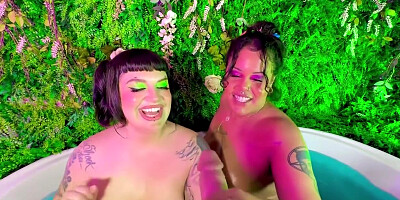 Plumper Pass, Spooky Fat Brat And Marilyn Mayson In Fat Fairies