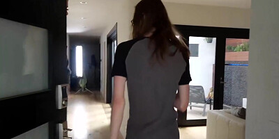 Lillian Stone In Fucked By Hung Delivery Guy