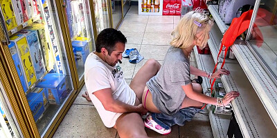 Emma Rosie & Whitney OC & Rose Carter & Donnie Rock & Johnny Palms in Feeling Up The Hot Ladies From the Grocery Store - FreeuseFantasy