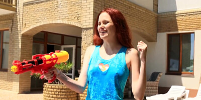 Elise Moon And Angel Rai In Angel Vs Elise Pussy Competition