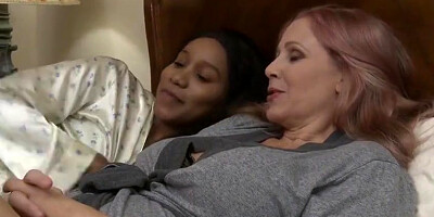 Milf Facesitting Stepdaughters Ebony Bff - Jenna Foxx, Julia Ann And Big T