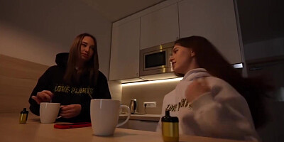 A Lesbian Had Sex A Girl From The Club - Pretty Mary