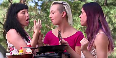 Cali, Natalie & Steel - Sizzling Pt1