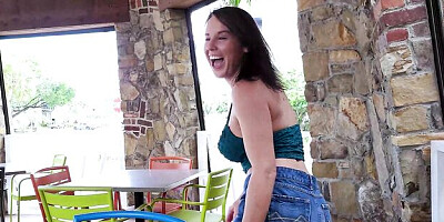 Divine Riley's doggystyle movie