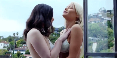 Riley & Casey Get Their Tight Assholes Stre With Riley Steele And Casey Calvert