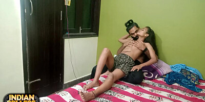 Juicy 18 Year Old Skinny Desi Girlfriend Sex Fucked By Indian Hunk