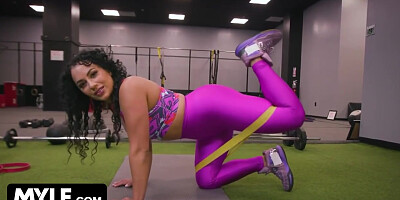 Brianna Bourbon In Busty Latina Gets Her Leggings Ripped And Her Tight Pussy Drilled In The Gym