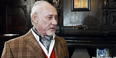 Cathy and Jasmine's maid scene