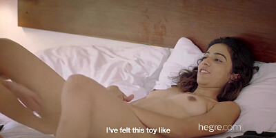 Laia And Lesbian Love