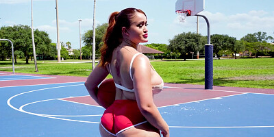 Nia Bleu & Peter Green in The Thickest Basketball Star - TheRealWorkout