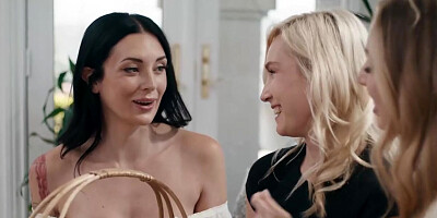 Lesbians seduce neighbor into pussy n anal fisting threesome