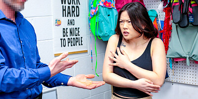 Asia thief Lulu Chu is so fucking hot