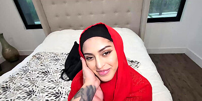 Stunning Hijab woman Fucked Hardcore