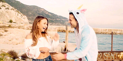 Holland hoe Taylor Sands fucks a guy in a unicorn onesie