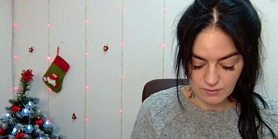 Brunette amateur babe in sweater
