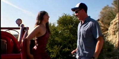 Shaving her pussy and fucking it