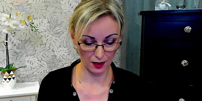 German MILF with glasses on webcam